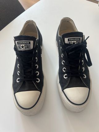 Converse negras plataforma