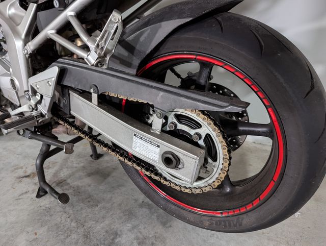 Yamaha Fazer 600 negra