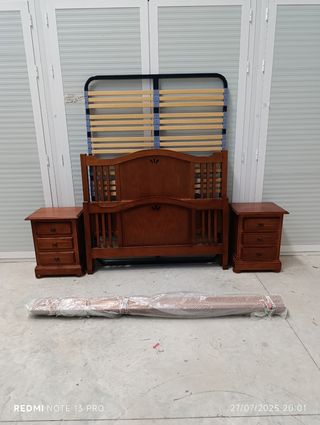Dormitorio 1,35 - Cama madera + mesitas