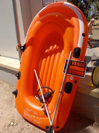Barca inflable + remos + inflador