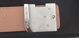 Cintura Louis Vuitton nera e argento