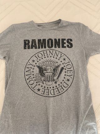 Camiseta Ramones gris