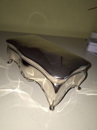 Portagioie argentato stile neoclassico