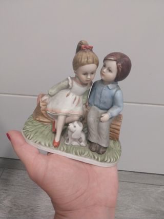 Pareja niños figura cerámica