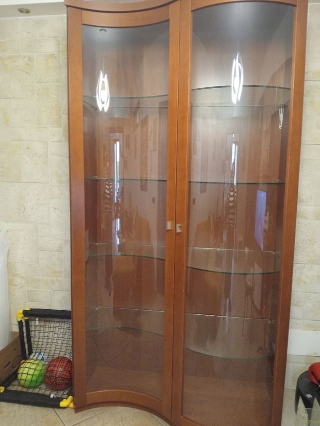 Vetrina in legno e vetro - mobile 