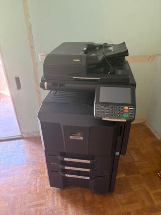 Kyocera TASKalfa 5550ci: Impresora multifunción