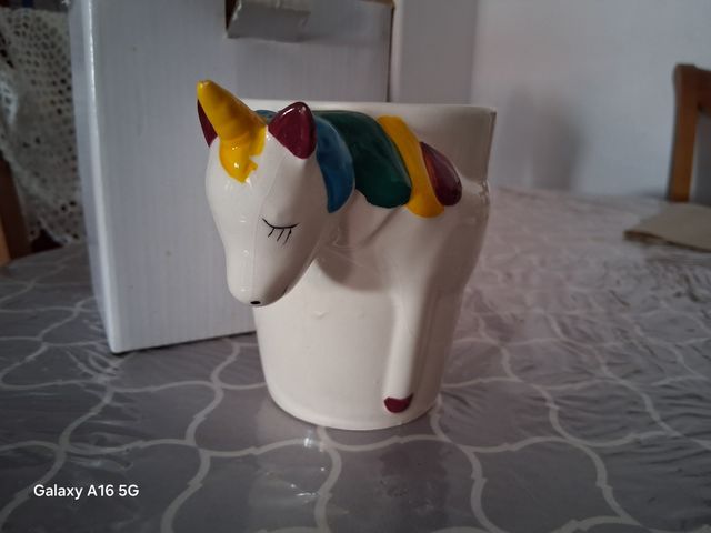 Taza unicornio arcoiris