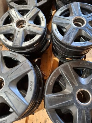 Discos 5, 10, 15 y 20kg maquinas gimnasio y barras
