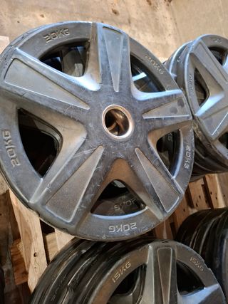 Discos 5, 10, 15 y 20kg maquinas gimnasio y barras