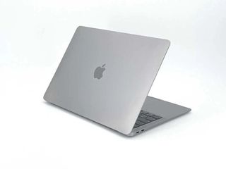 MacBook Air 13" (2020) Intel Core i5 1.1GHz 4 núcleos - SSD 512GB - RAM 8GB - Gris Espacial