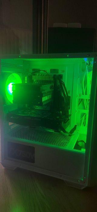 PC Gamer
Intel xeon | 16gb de RAM | Rx570 4gb