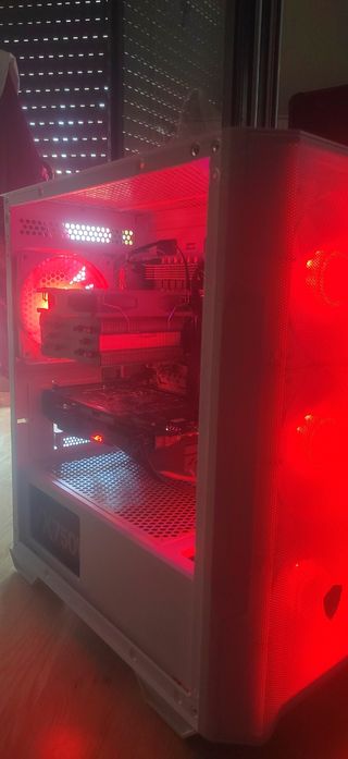 PC Gamer
Intel xeon | 16gb de RAM | Rx570 4gb