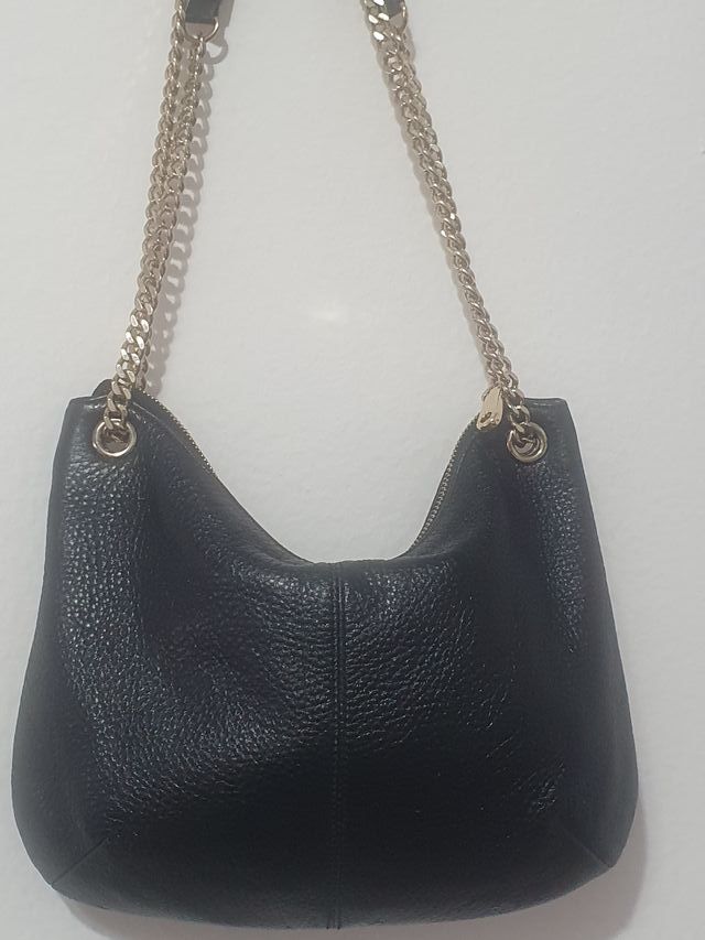 Bolso DKNY negro - Cadena dorada