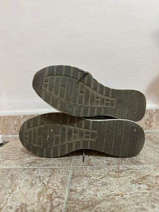 Zapatillas piel Amarpies Plata 39