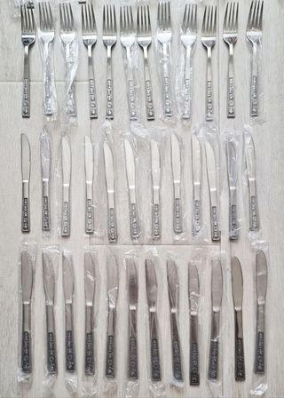 Juego de cubiertos  de acero inoxidable 123 piezas