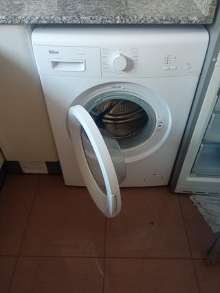 Lavadora Qilive - 6kg y nevera