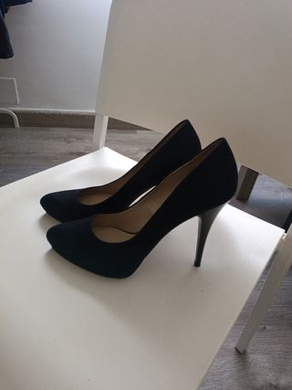 Tacones negros Zara