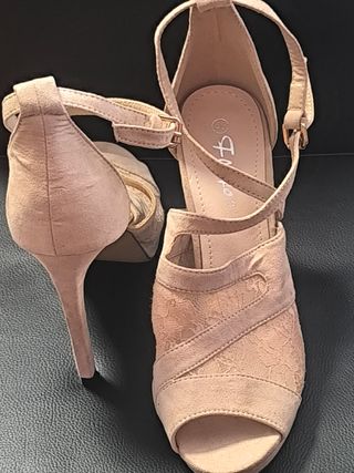 Tacones  beige mujer