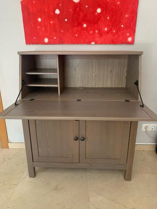 Escritorio HEMNES IKEA - Madera marrón