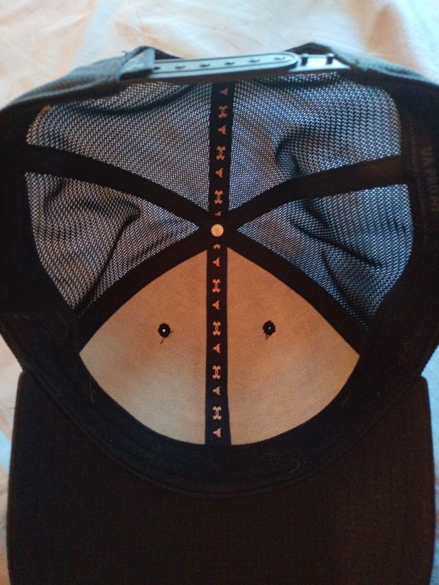 Gorra Under Armour negra