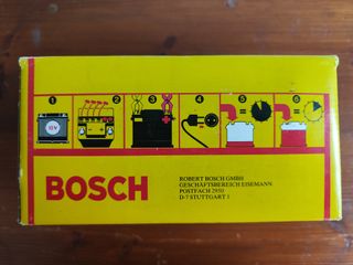 Cargador baterías BOSCH vintage NUEVO EN SU CAJA