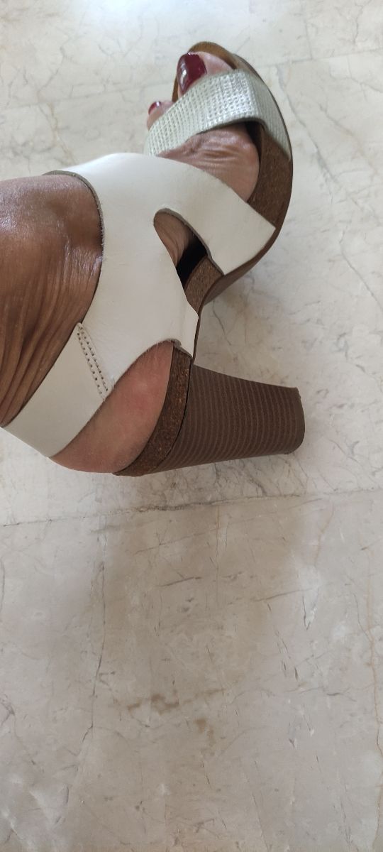 Sandalias tacón blancas