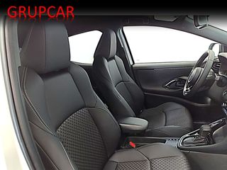 Toyota Yaris Hybrid Style