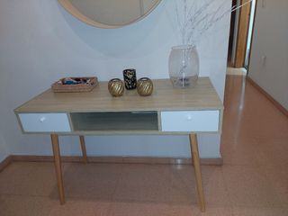Consola recibidor madera blanca y beige
