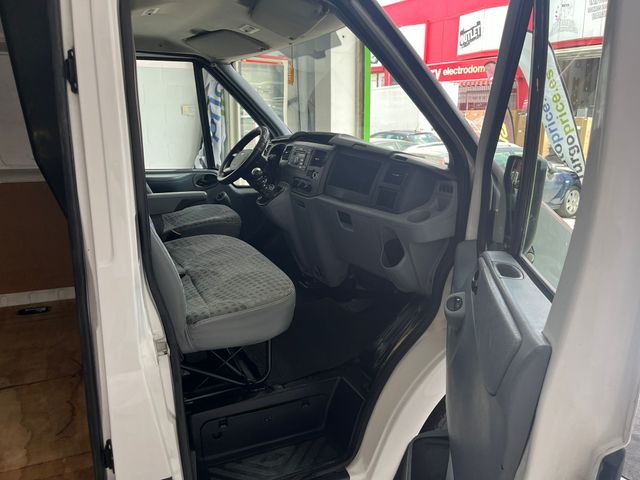 Ford Transit 2012