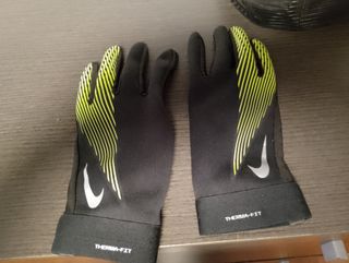 Guantes Nike negros-verdes Therma-FIT