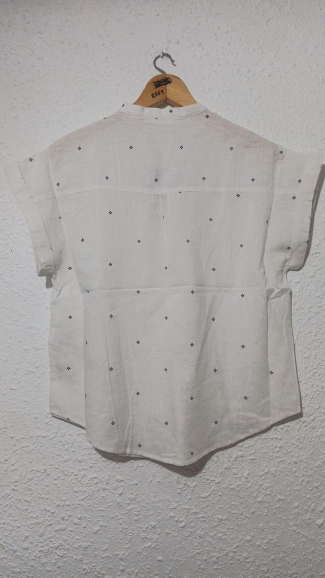 Blusita blanca estampada