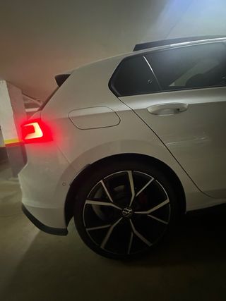 Volkswagen Golf GTD 200cv 2023