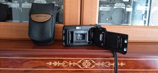 Olympus µ [mju:] Zoom 70 - Cámara compacta