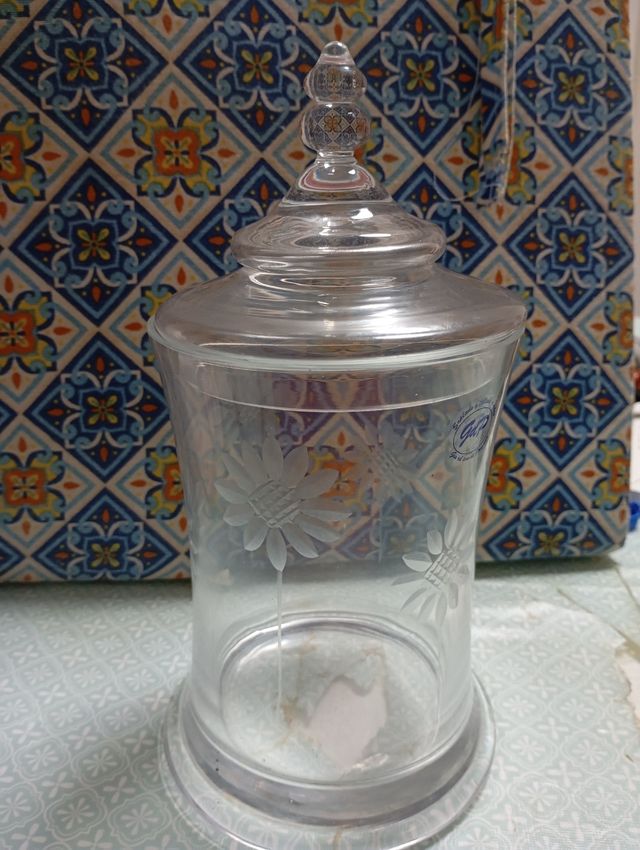Tarro cristal tallado, G&P