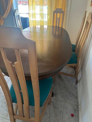 Mesa ovalada madera maciza + 6 sillas