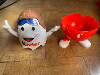 Figura Kinder huevo piloto