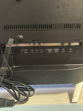 Television 32” SHARP
