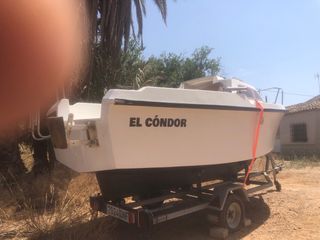 Embarcación 4,20m - (velero) adaptado a motor .