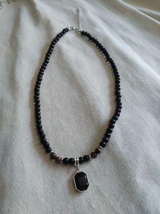 Gargantilla negra ojo de tigre