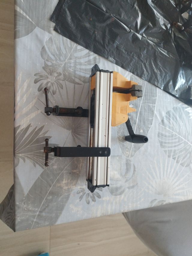 Sargento de mesa de carpintero