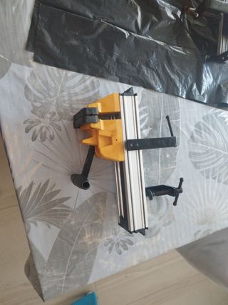 Sargento de mesa de carpintero