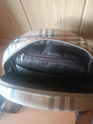 Mochila marrón beis cuadros