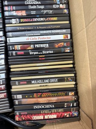 2 lettori DVD e più di 100 film