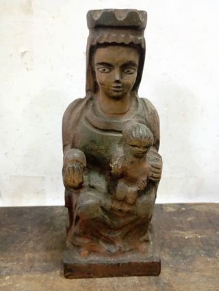 Figura Virgen con Niño Románica