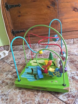 Laberinto de madera infantil