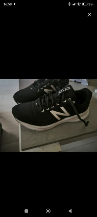 Zapatillas New Balance 40.5 - Negras