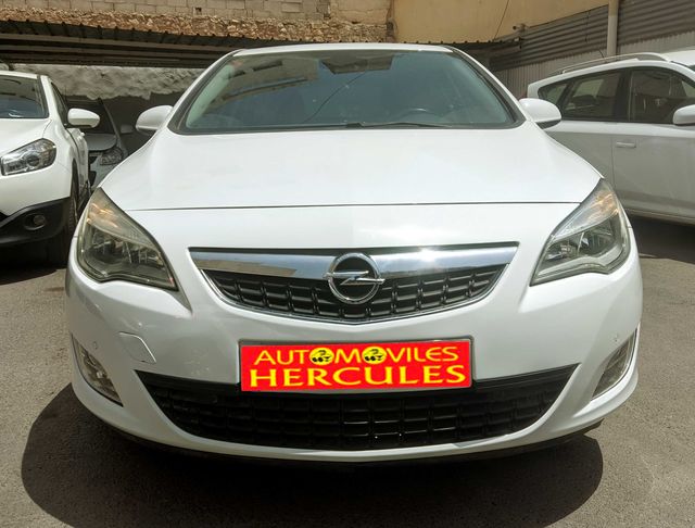 OPEL Astra 1.6 Cosmo 106.000 kms