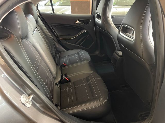 Mercedes-Benz GLA 200 CDI URBAN