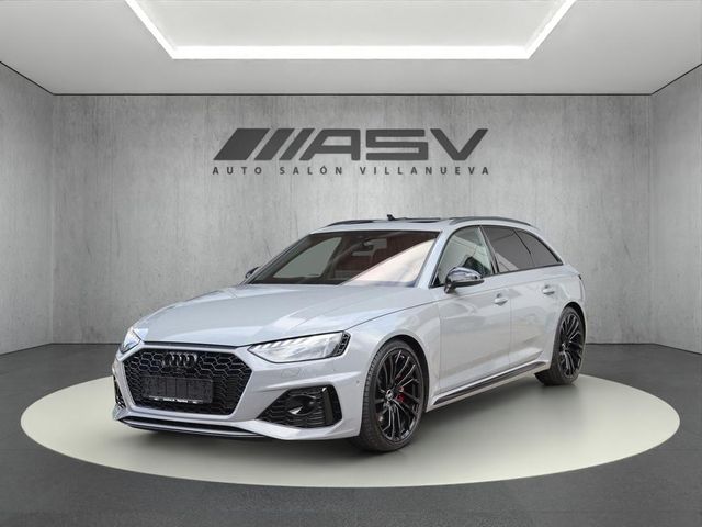 Audi RS4 2021