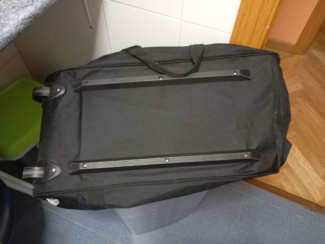 Bolsa Adidas UEFA Champions league con ruedas